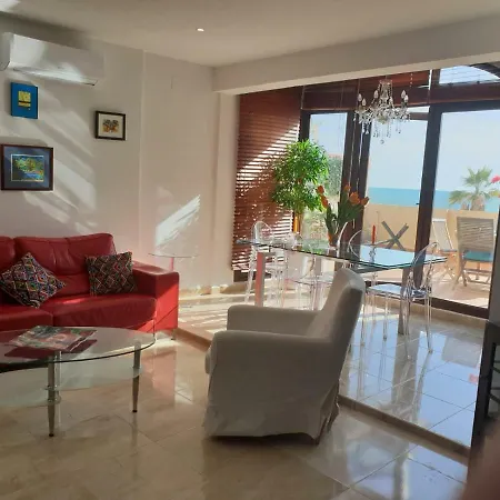 Amazing Frontal #traveller's Awards2023 Apartment *