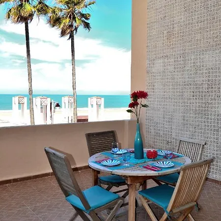 Apartment Amazing Frontal #traveller's Awards2023 *