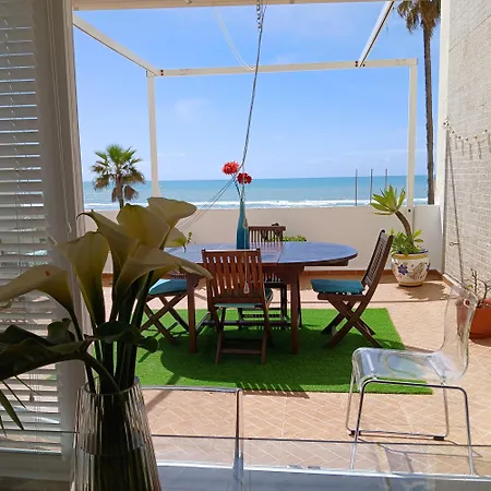 Amazing Frontal #traveller's Awards2023 * Cádiz